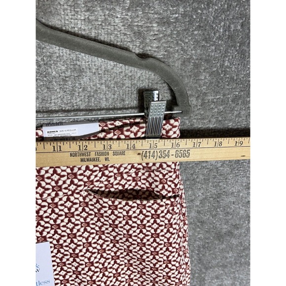 Croft & Barrow Effortless Stretch Ankle Pants Womens Size 10 Maroon Geometric - Picture 13 of 16